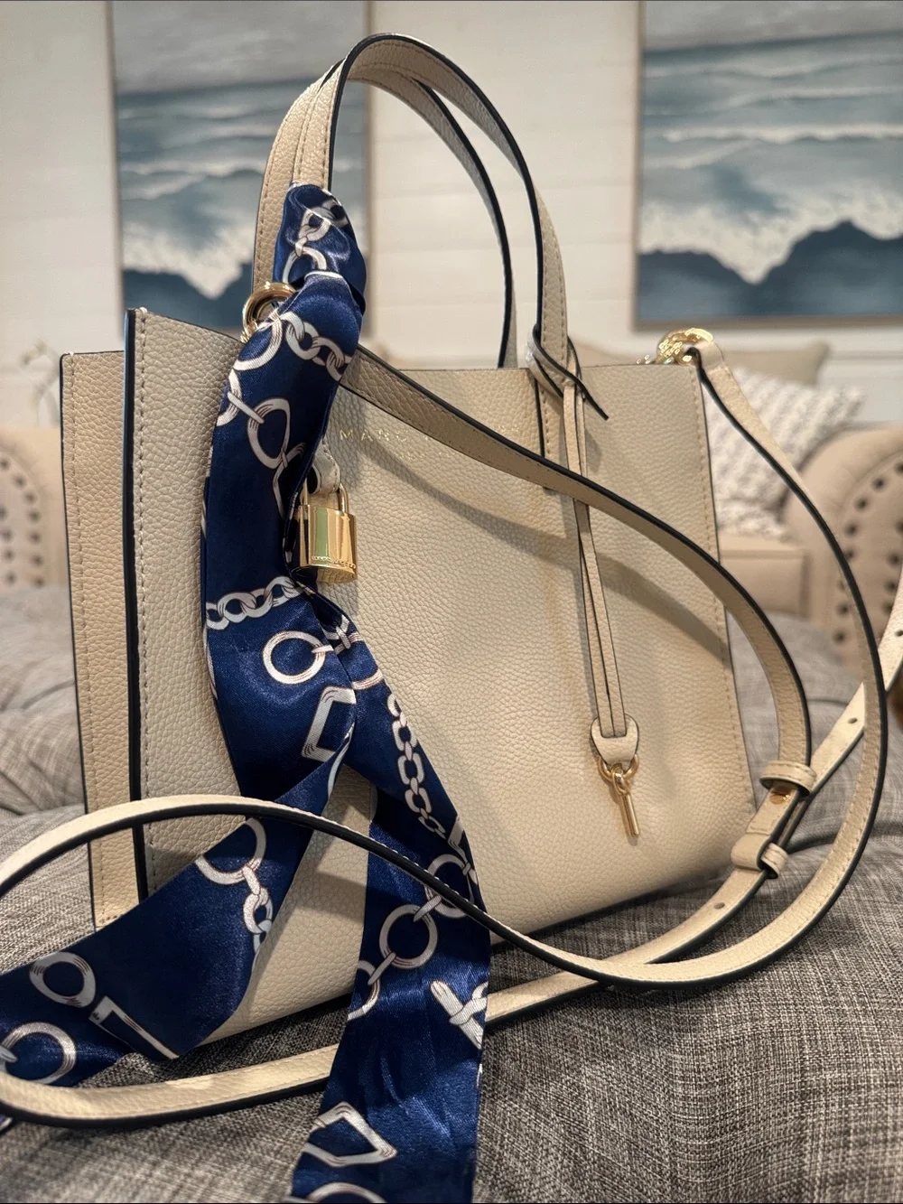 Marc Jacobs Bag Mini Grind Cream Leather Tote Crossbody with Navy Scarf - Picture 3 of 17